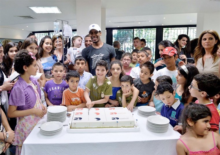 The international Jonathan Batiste and Monica Yunus  guests of honor at the Chronic Care Center